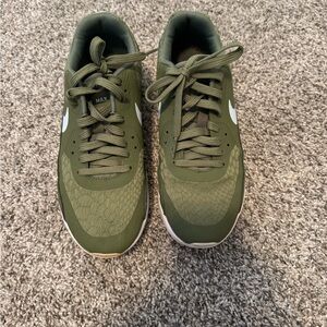 Nike Airmax Women’s Sneakers